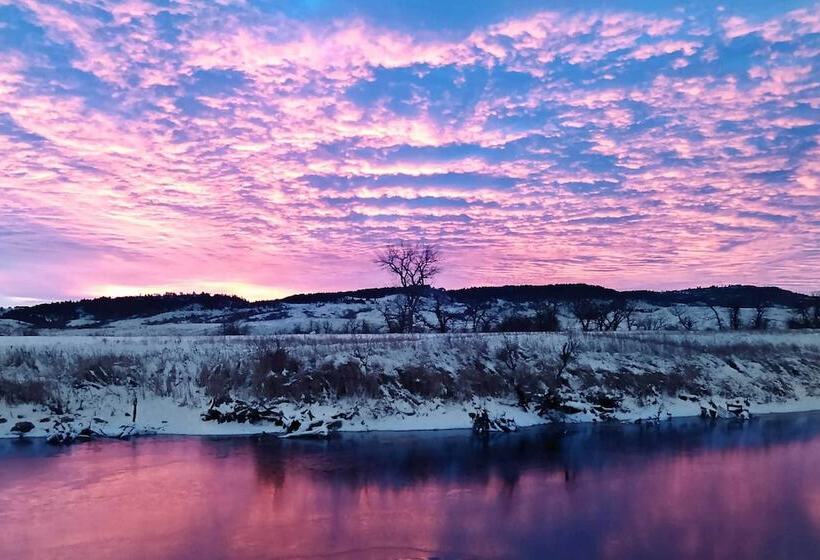 Spearfish Home On 40 Acres W/ Private Lake!