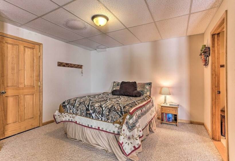 Spearfish Home On 40 Acres W/ Private Lake!