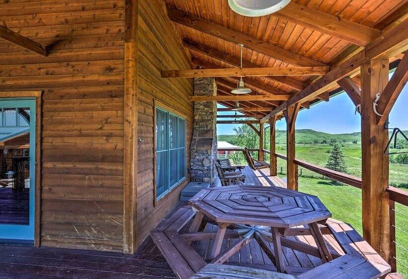 Spearfish Home On 40 Acres W/ Private Lake!