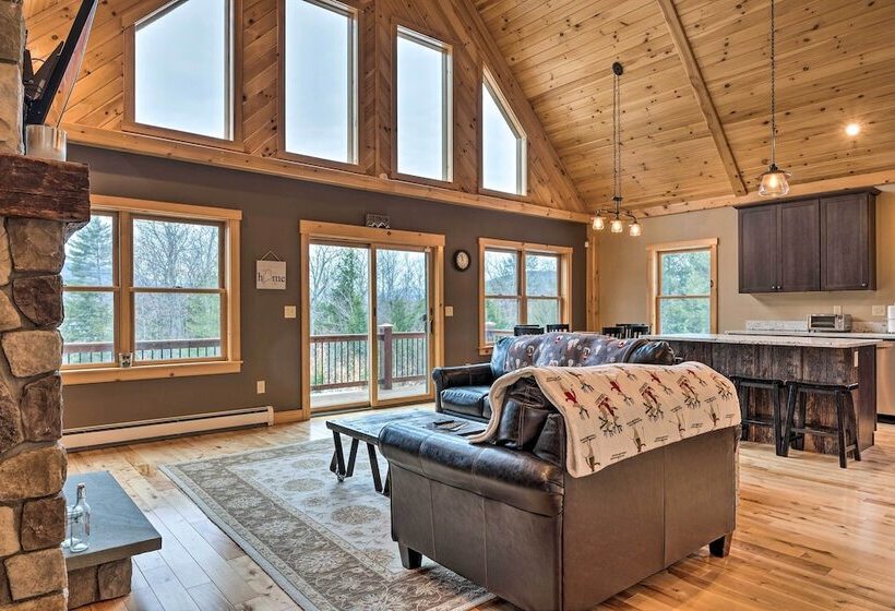Spacious Cabin: 10 Mi To Sunday River Skiing!
