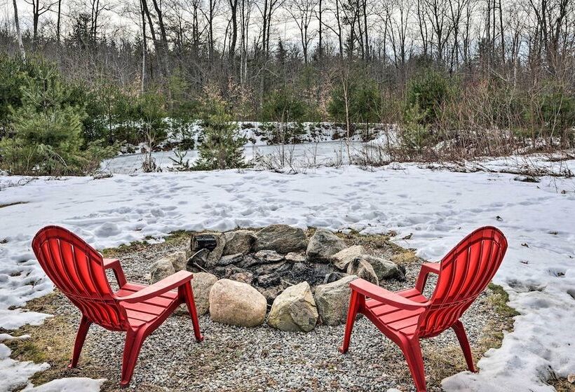 Spacious Cabin: 10 Mi To Sunday River Skiing!