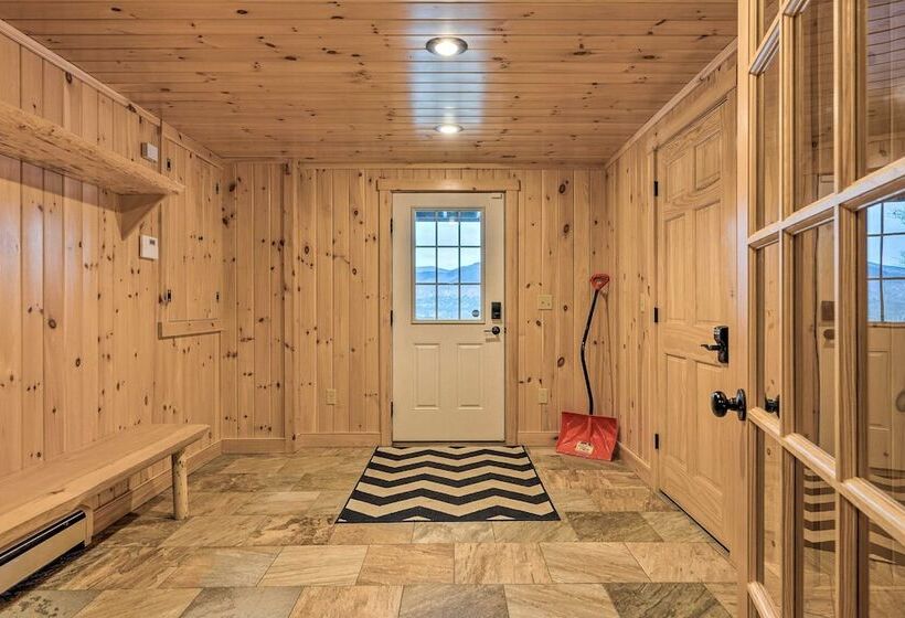 Spacious Cabin: 10 Mi To Sunday River Skiing!