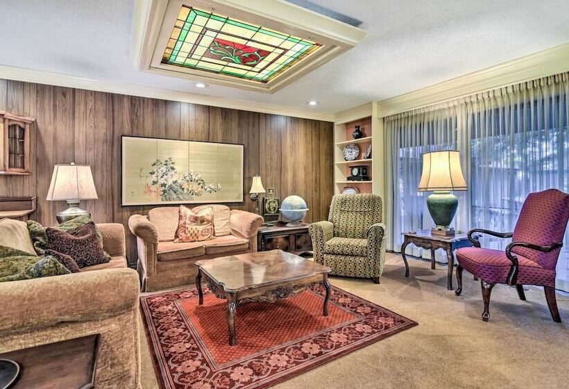 Spacious Hillsboro Home ~ 18 Mi To Portland!