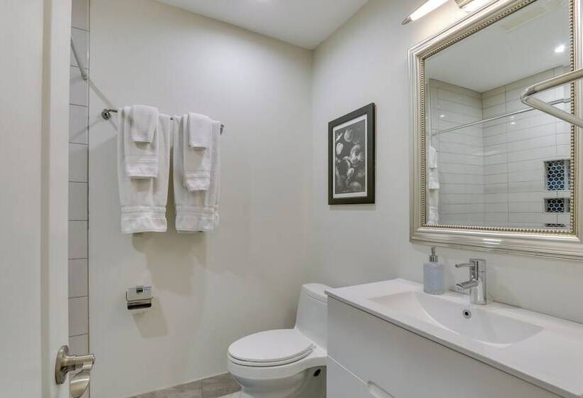 1 Mi To Harbour Town: Sea Pines Resort Home