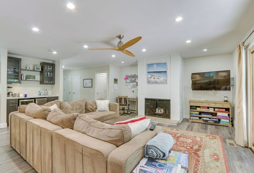 1 Mi To Harbour Town: Sea Pines Resort Home