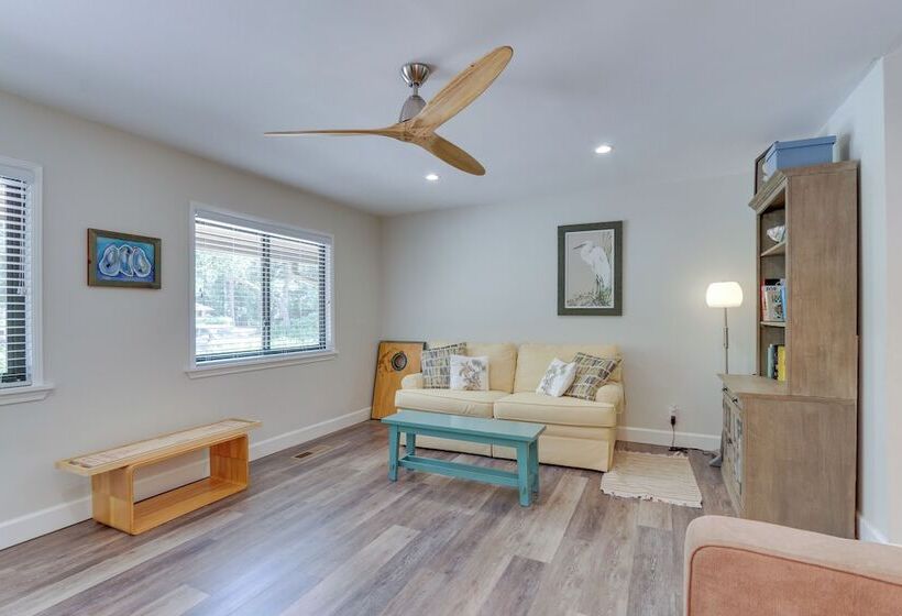 1 Mi To Harbour Town: Sea Pines Resort Home