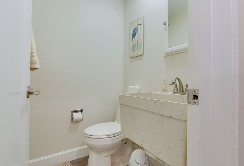 1 Mi To Harbour Town: Sea Pines Resort Home