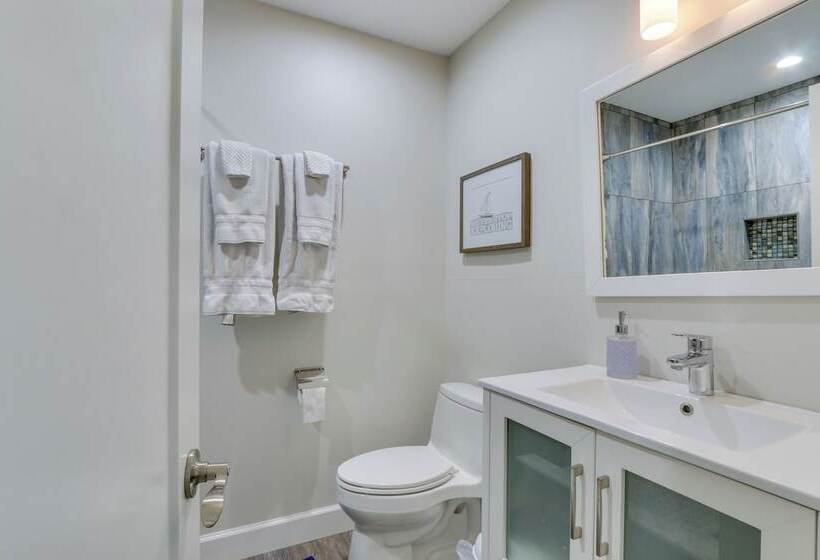 1 Mi To Harbour Town: Sea Pines Resort Home