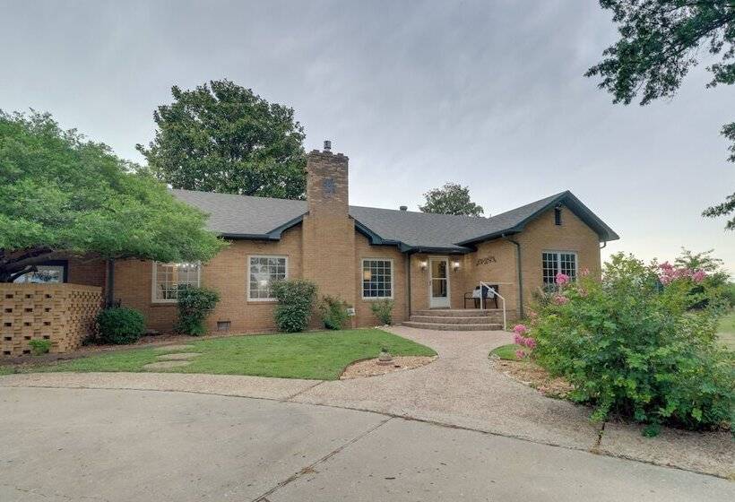 7 Mi To Lake Eucha: Home W/ Game Room In Jay!