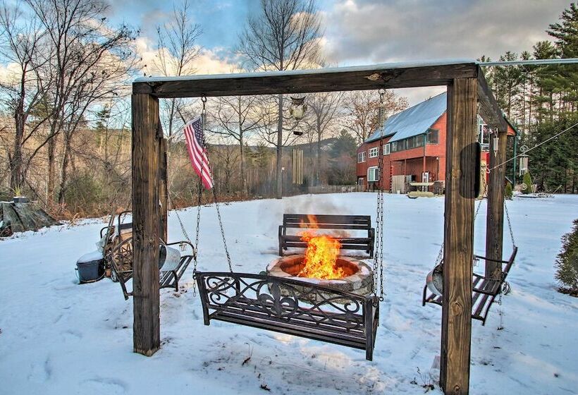 White Mountains Home W/ Hot Tub   Walk To Town!