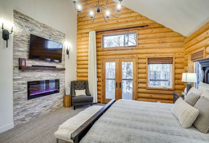 Spacious Mtn Manor, 1 Mi To Brian Head Resort!