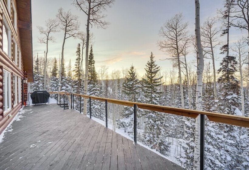 Spacious Mtn Manor, 1 Mi To Brian Head Resort!