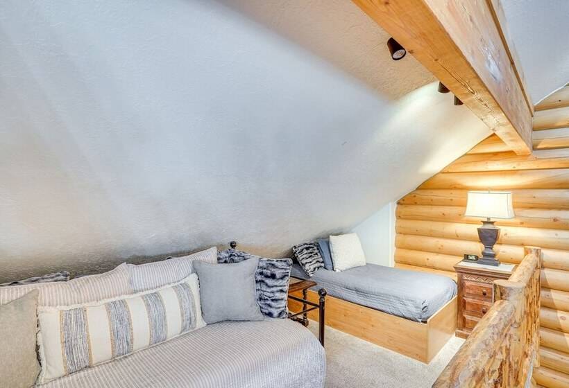 Spacious Mtn Manor, 1 Mi To Brian Head Resort!