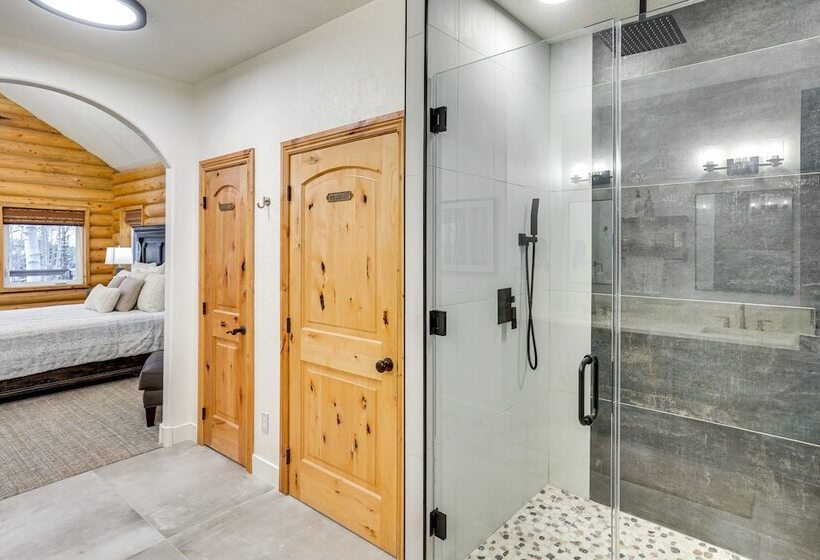 Spacious Mtn Manor, 1 Mi To Brian Head Resort!