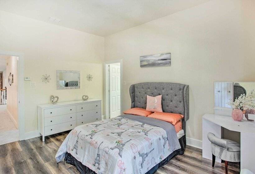 Private Pool & Hot Tub: Spacious Murphy Getaway