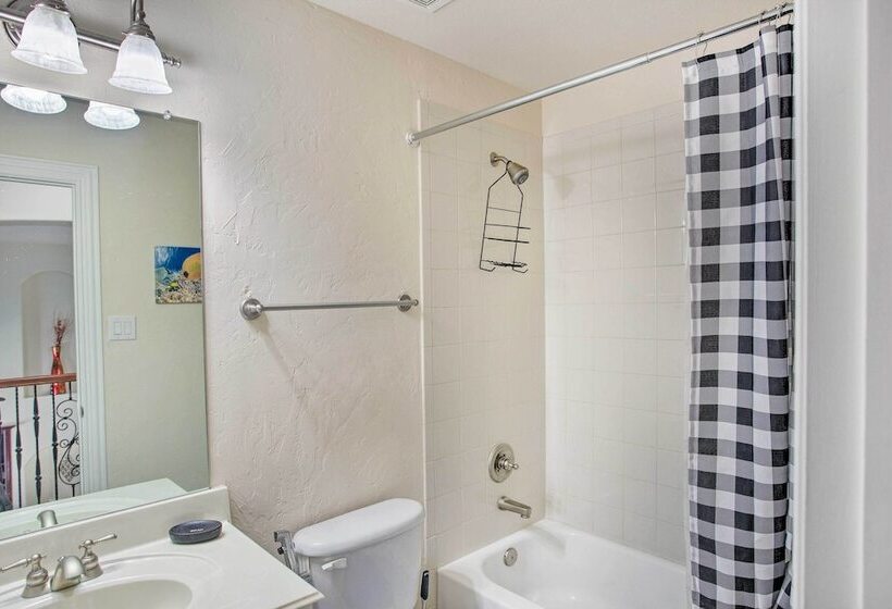 Private Pool & Hot Tub: Spacious Murphy Getaway