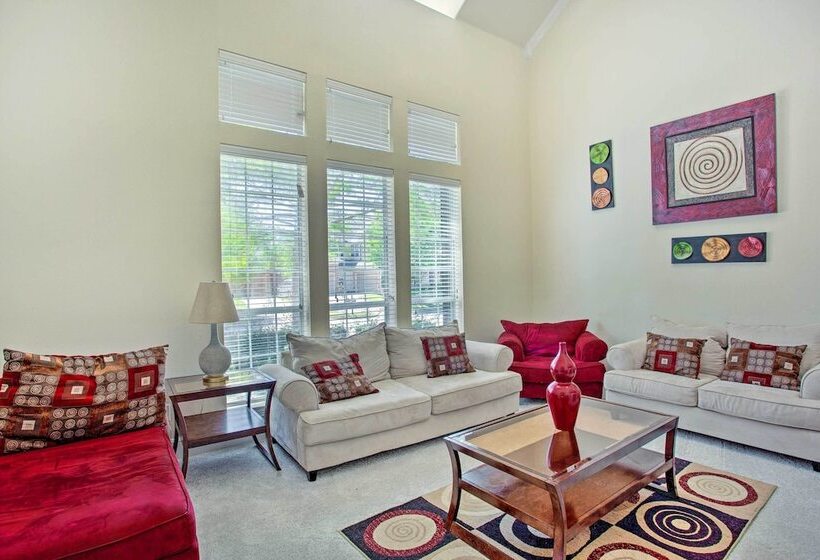 Private Pool & Hot Tub: Spacious Murphy Getaway