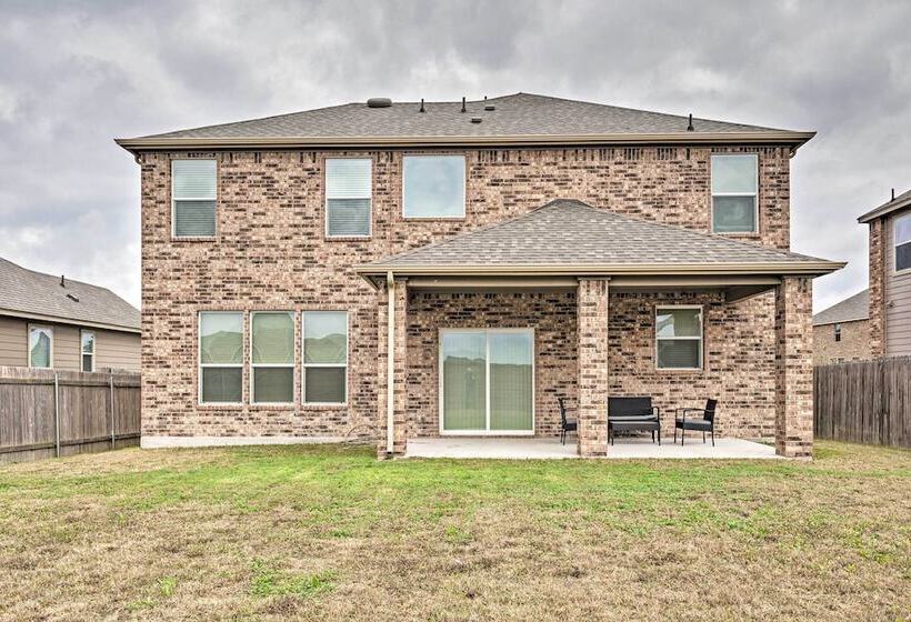 Texas Home W/ Patio & Grill ~ 16 Mi To Austin