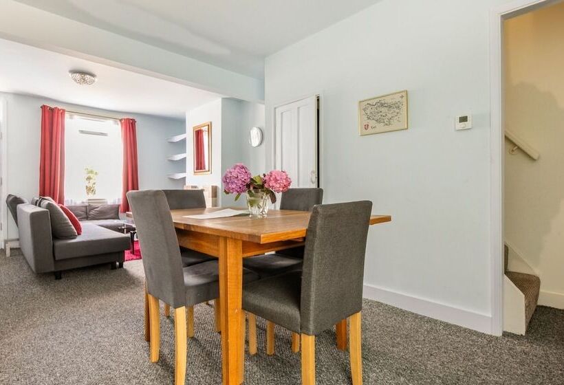 2 B&b 40 Percent Off Weekly Half Price Monthly