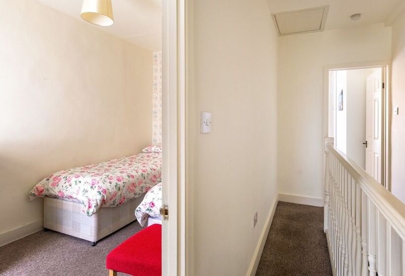 2 B&b 40 Percent Off Weekly Half Price Monthly