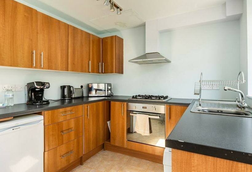 2 B&b 40 Percent Off Weekly Half Price Monthly