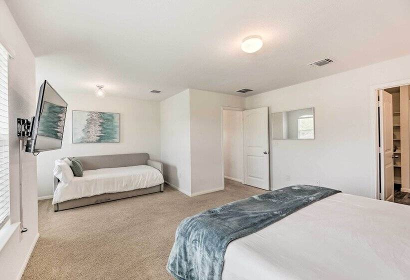 Austin Home ~ 12 Mi To Downtown!