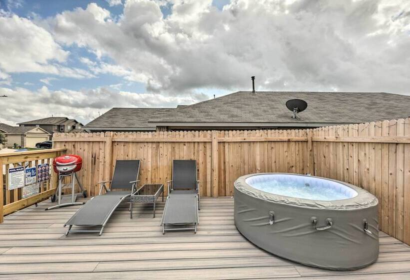 Austin Home ~ 12 Mi To Downtown!