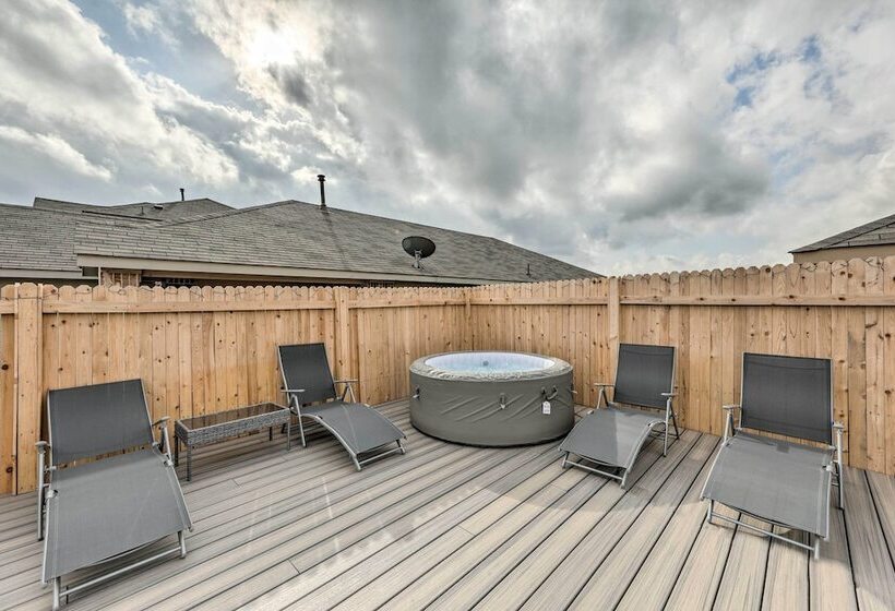 Austin Home ~ 12 Mi To Downtown!