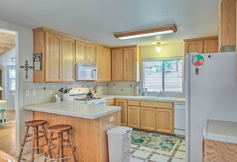 Stunning Groveland Home W/ Outdoor Kitchen!