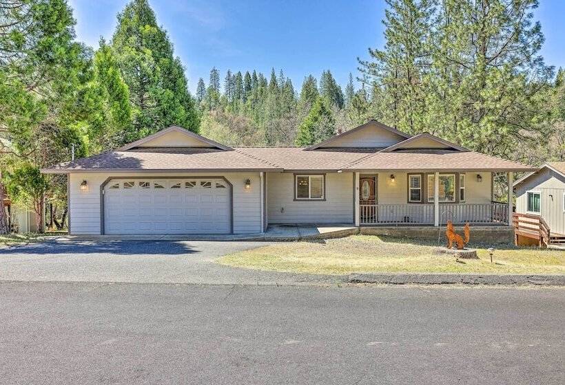 Stunning Groveland Home W/ Outdoor Kitchen!