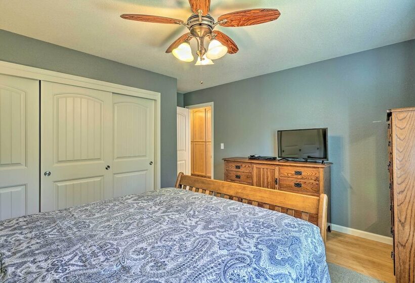 Stunning Groveland Home W/ Outdoor Kitchen!