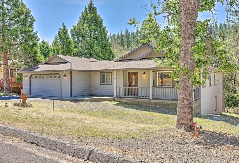 Stunning Groveland Home W/ Outdoor Kitchen!