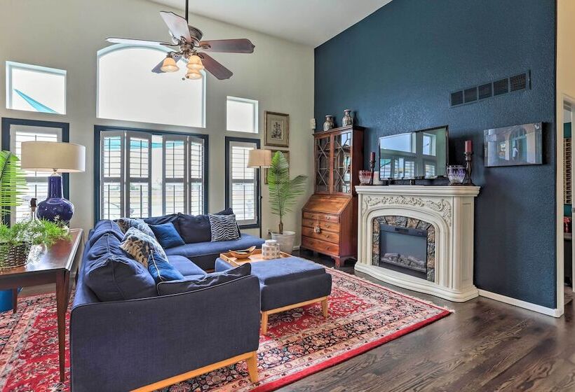 Scenic Home W/ Furnished Deck ~ 14 Mi To Denver