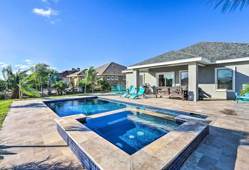 Stunning Laguna Vista Retreat W/ Pool & Grill