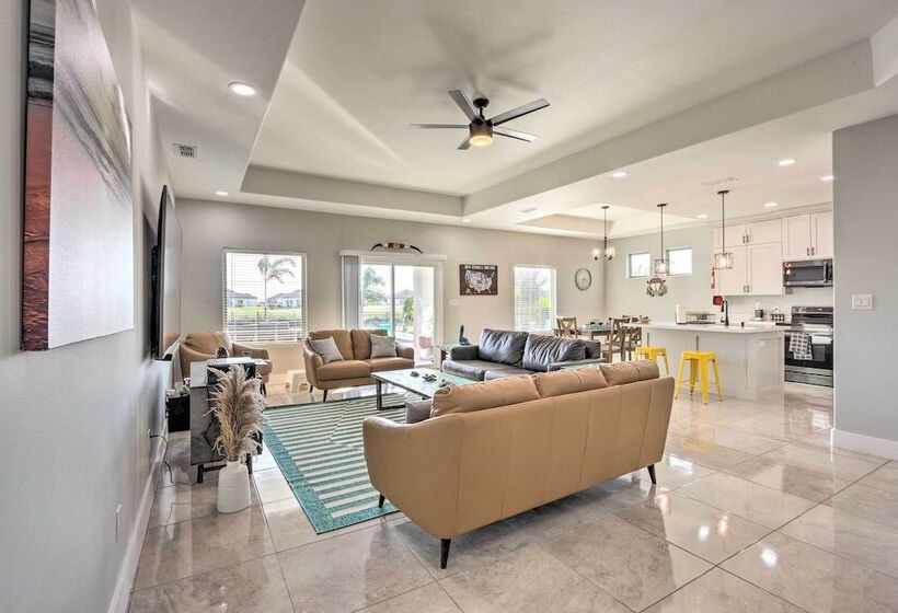 Stunning Laguna Vista Retreat W/ Pool & Grill