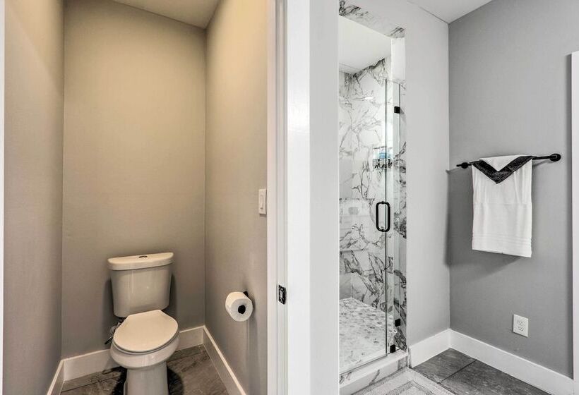 Stunning Laguna Vista Retreat W/ Pool & Grill