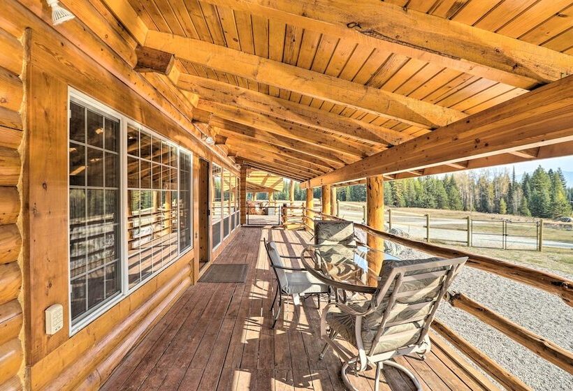 Stunning Montana Retreat: Hot Tub, On Site Hiking!