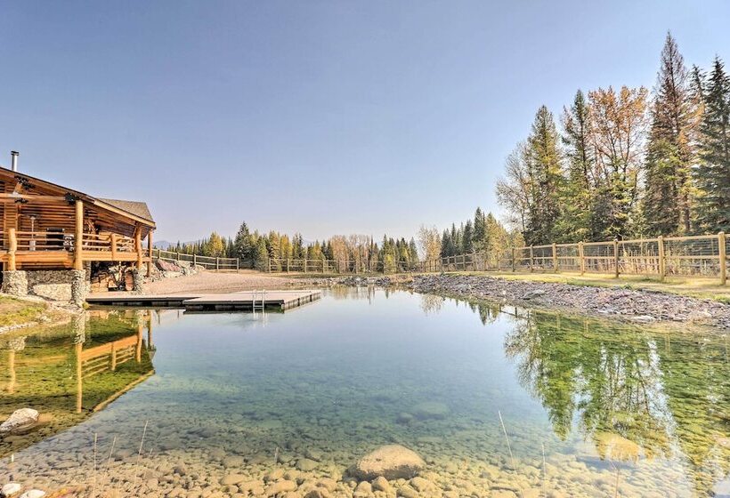 Stunning Montana Retreat: Hot Tub, On Site Hiking!