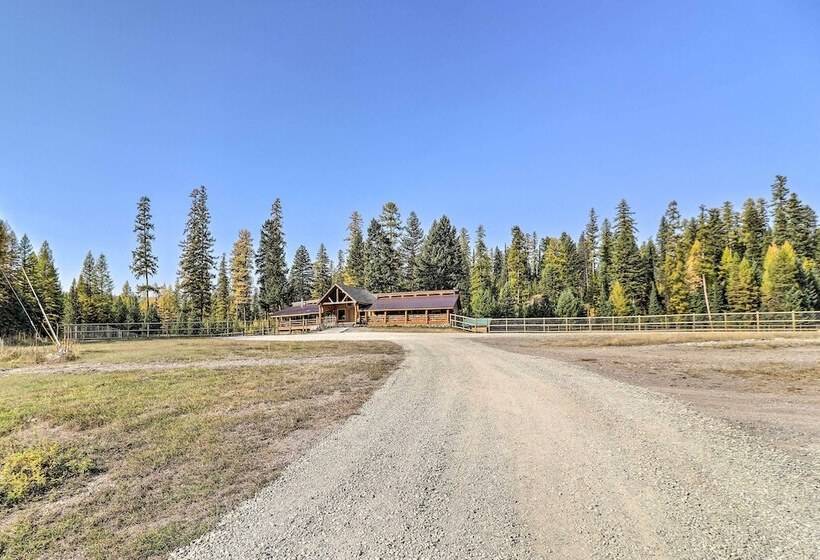 Stunning Montana Retreat: Hot Tub, On Site Hiking!