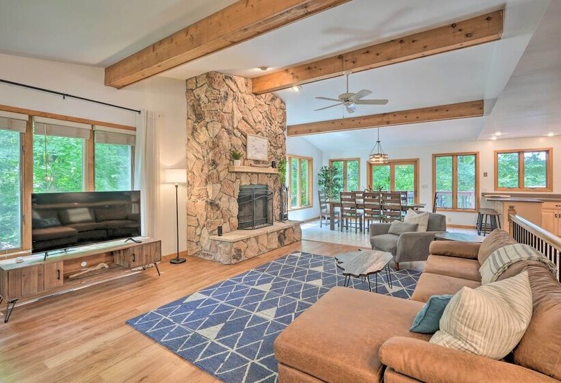 Stunning Waterfront Home W/ Fireplace & Grill
