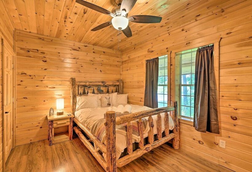 Sun Dappled Cadillac Gem W/ Kayaks & Grill!