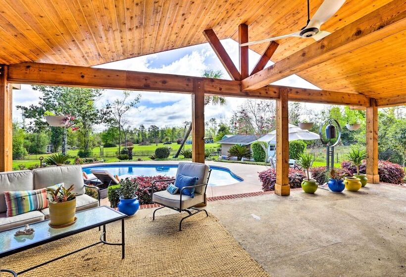 Sunny Florida Abode   Patio, Pool, & Fire Pit