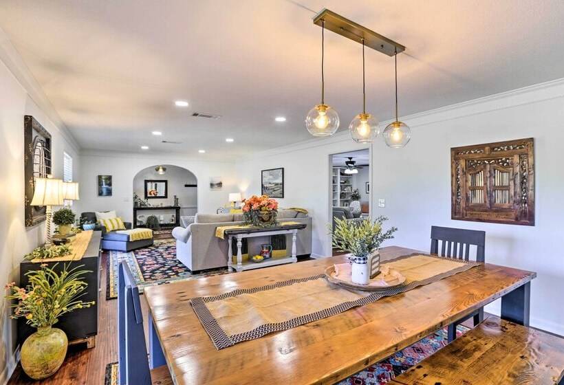 Sunny Florida Abode   Patio, Pool, & Fire Pit