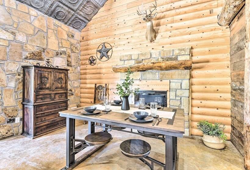 Sunset Ranch W/ Pool & Hot Tub On 29 Acres!