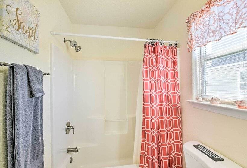 Surfside Beach House W/ Scenic Ocean Views & Deck!