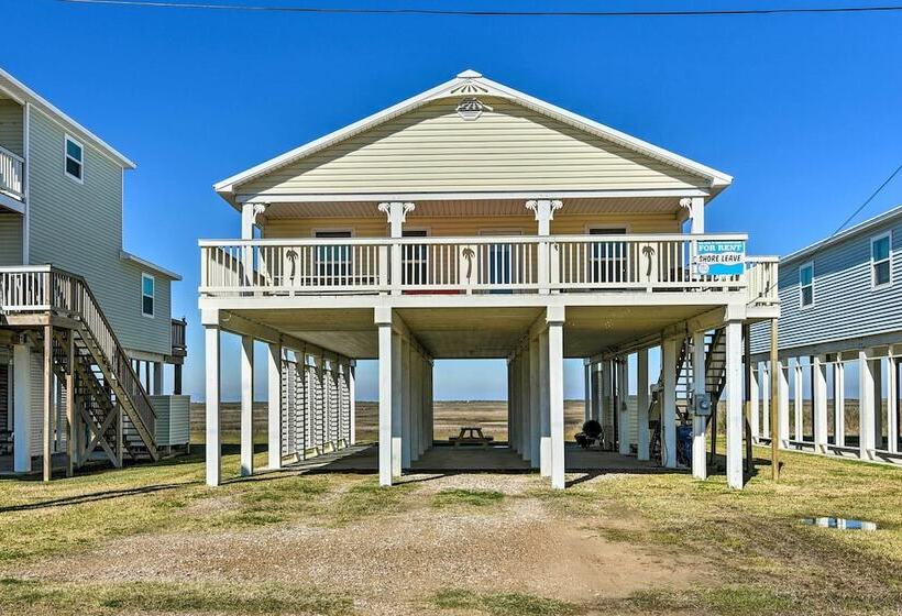 Surfside Beach House W/ Scenic Ocean Views & Deck!