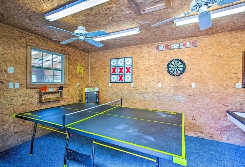 Lake View Tangled At Texoma Home W/ Hot Tub!