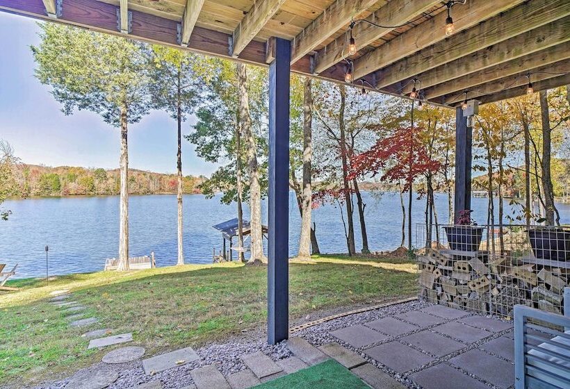 Ten Mile Home On Watts Bar Lake W/ 2 Docks!