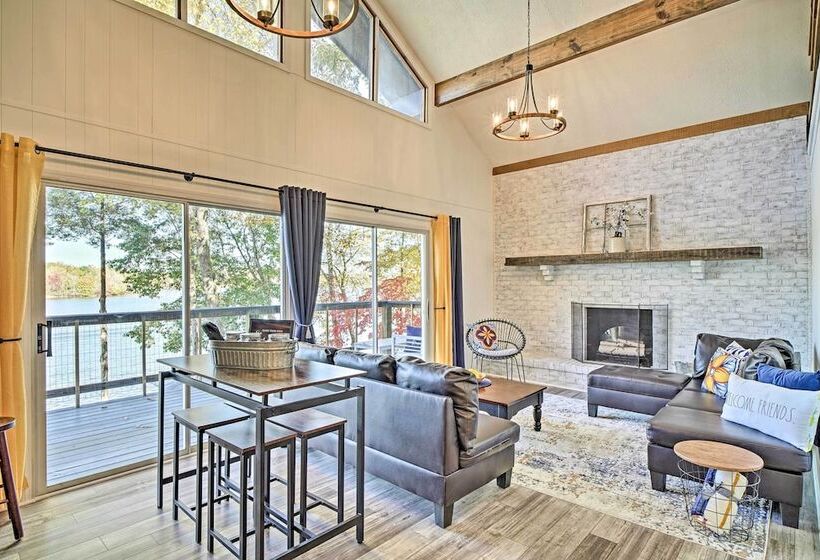 Ten Mile Home On Watts Bar Lake W/ 2 Docks!