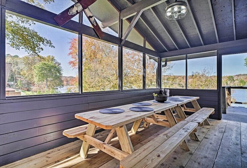 Ten Mile Home On Watts Bar Lake W/ 2 Docks!